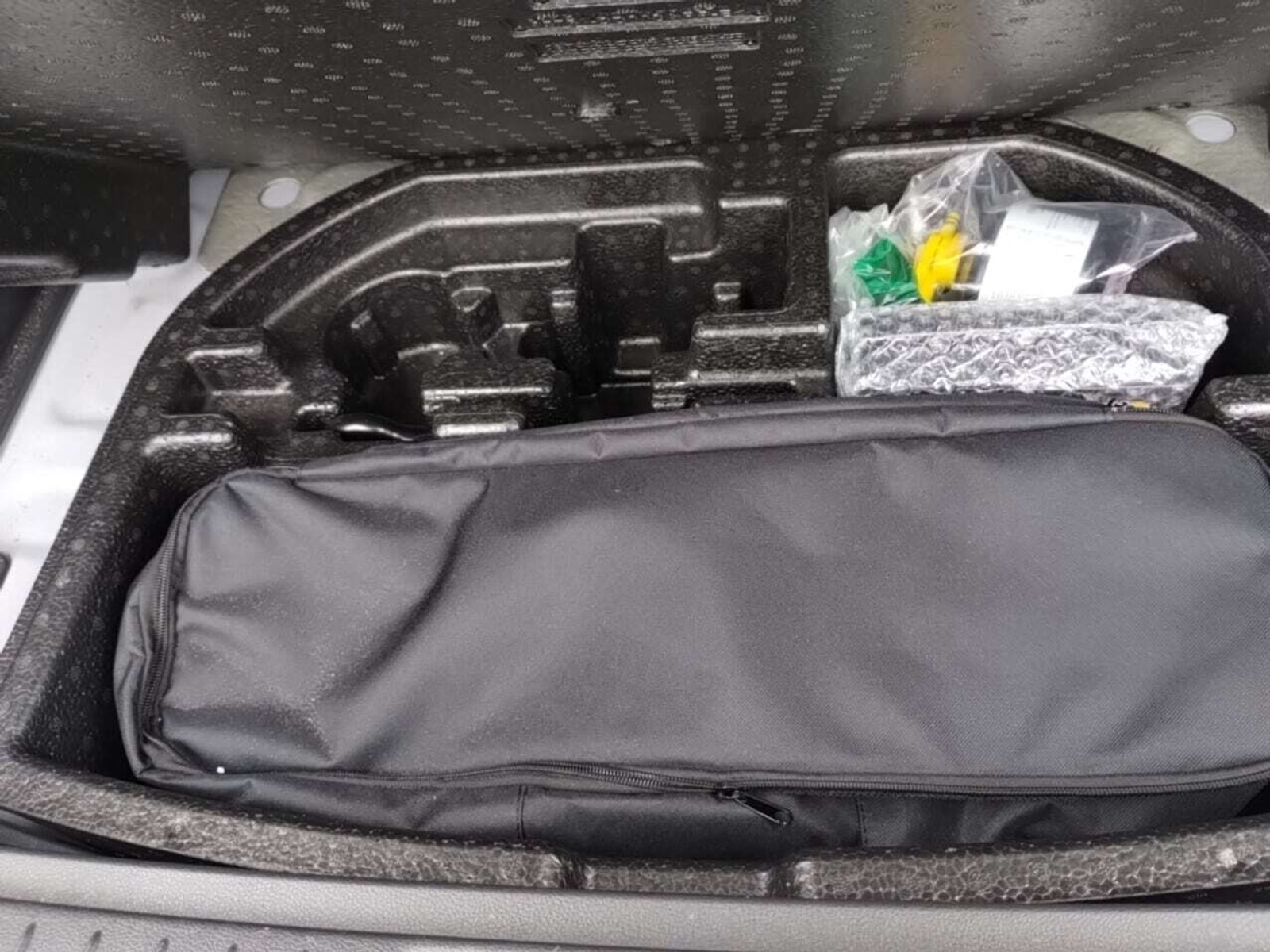 Foto 17 van Hyundai Kona