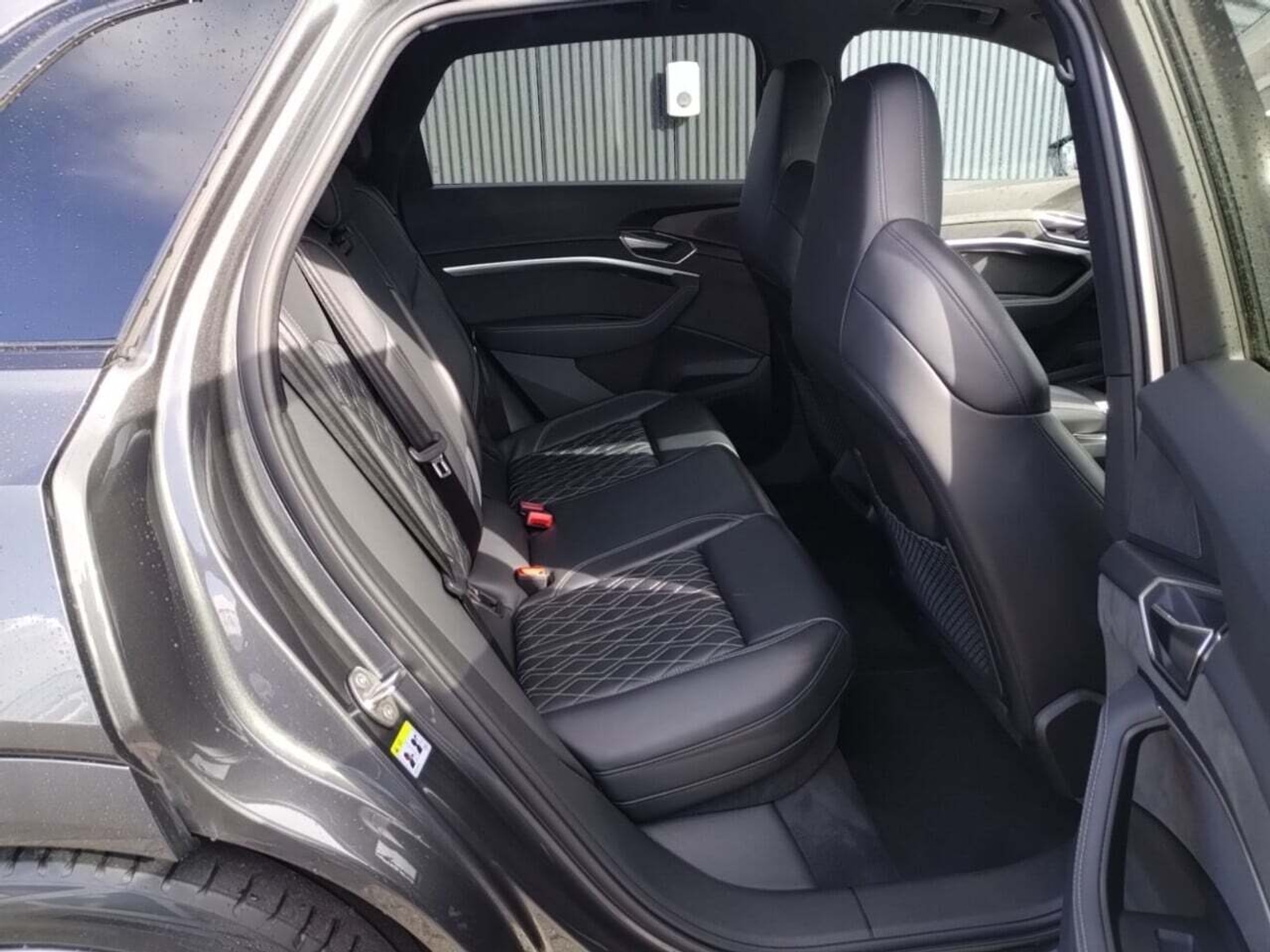 Foto 9 van Audi e-tron