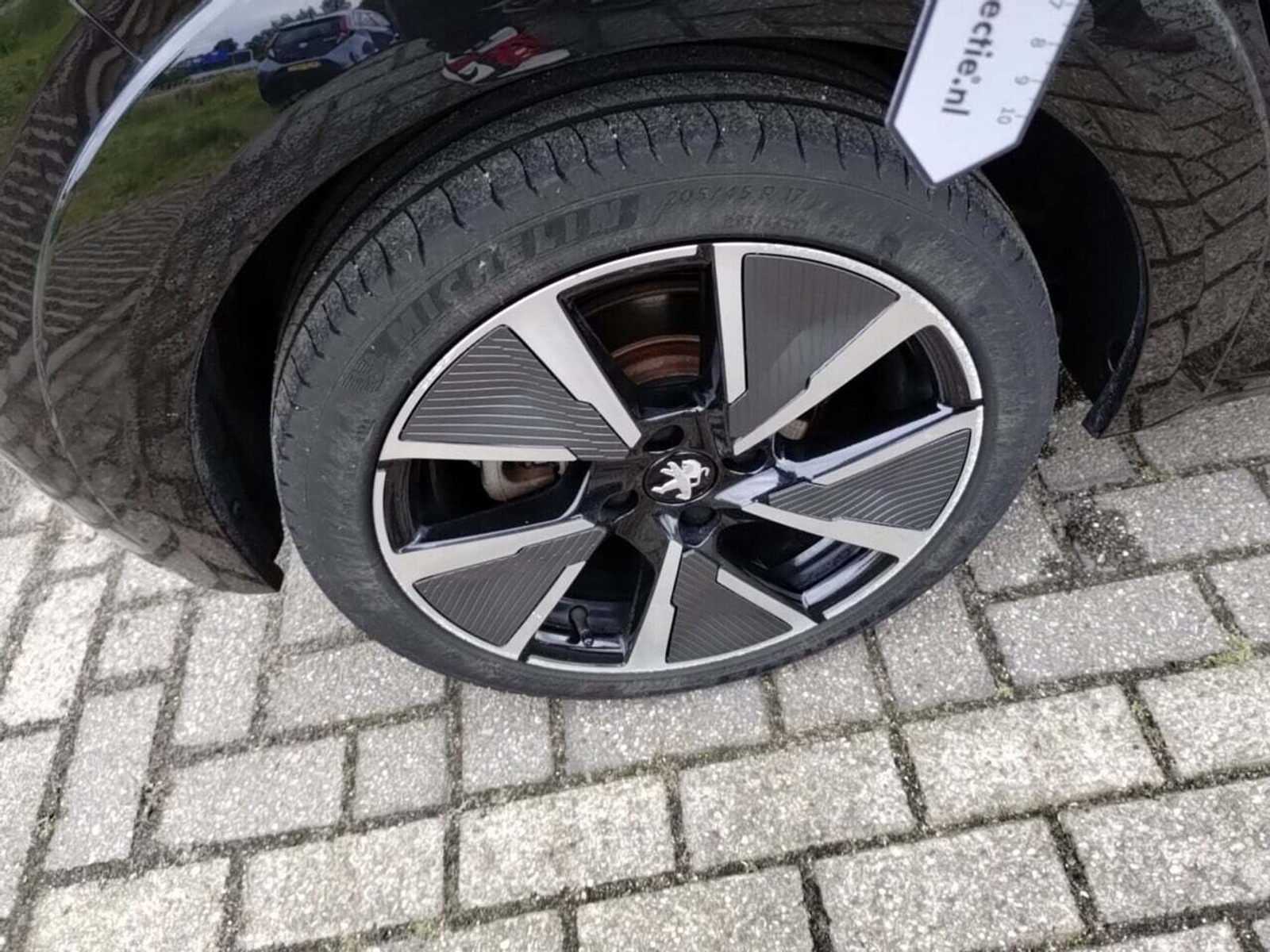 Foto 21 van Peugeot E-208