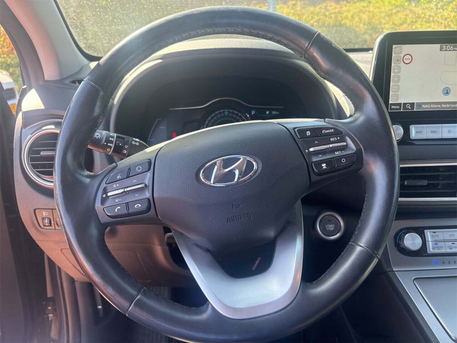 Foto 15 van Hyundai Kona