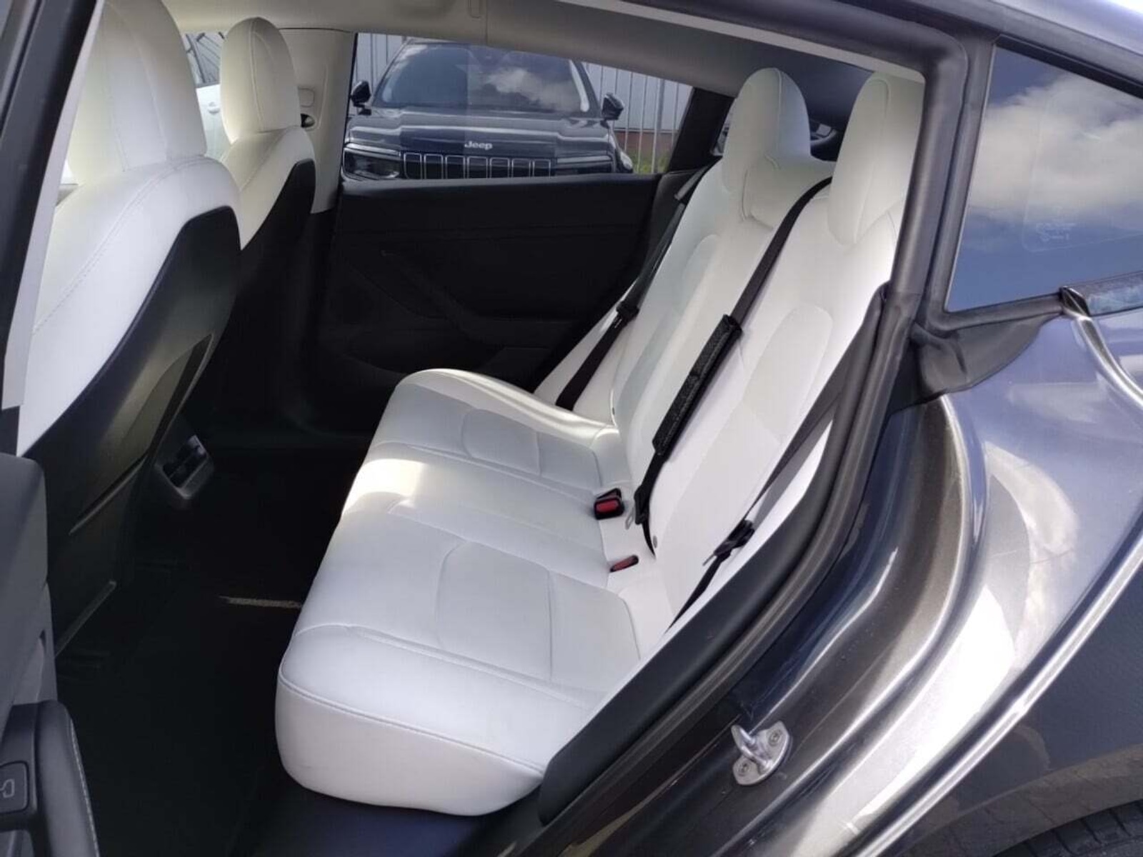 Foto 13 van Tesla Model 3