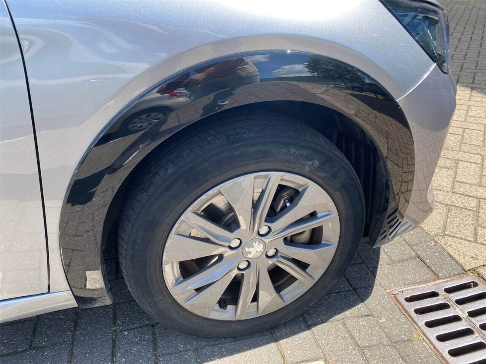 Foto 21 van Peugeot E-208
