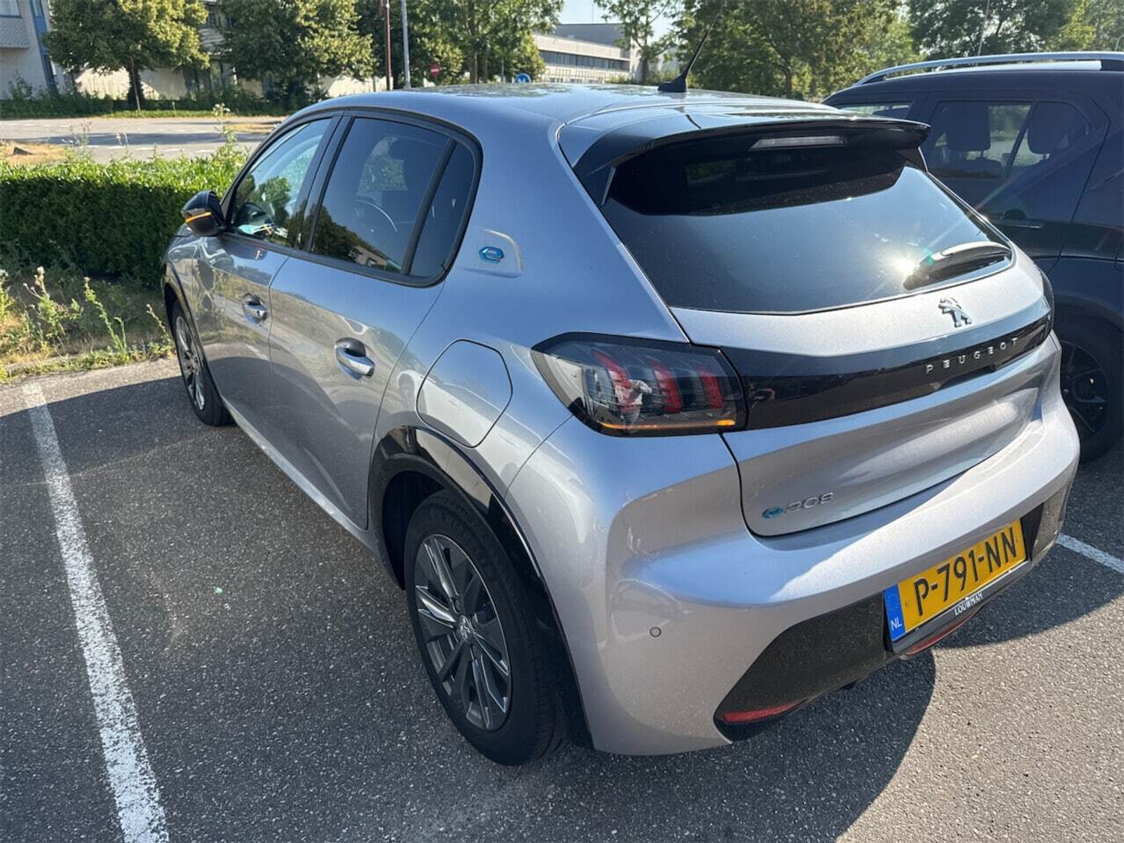 Foto 24 van Peugeot E-208