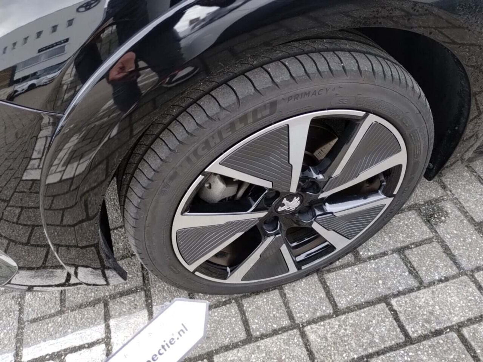 Foto 22 van Peugeot E-208