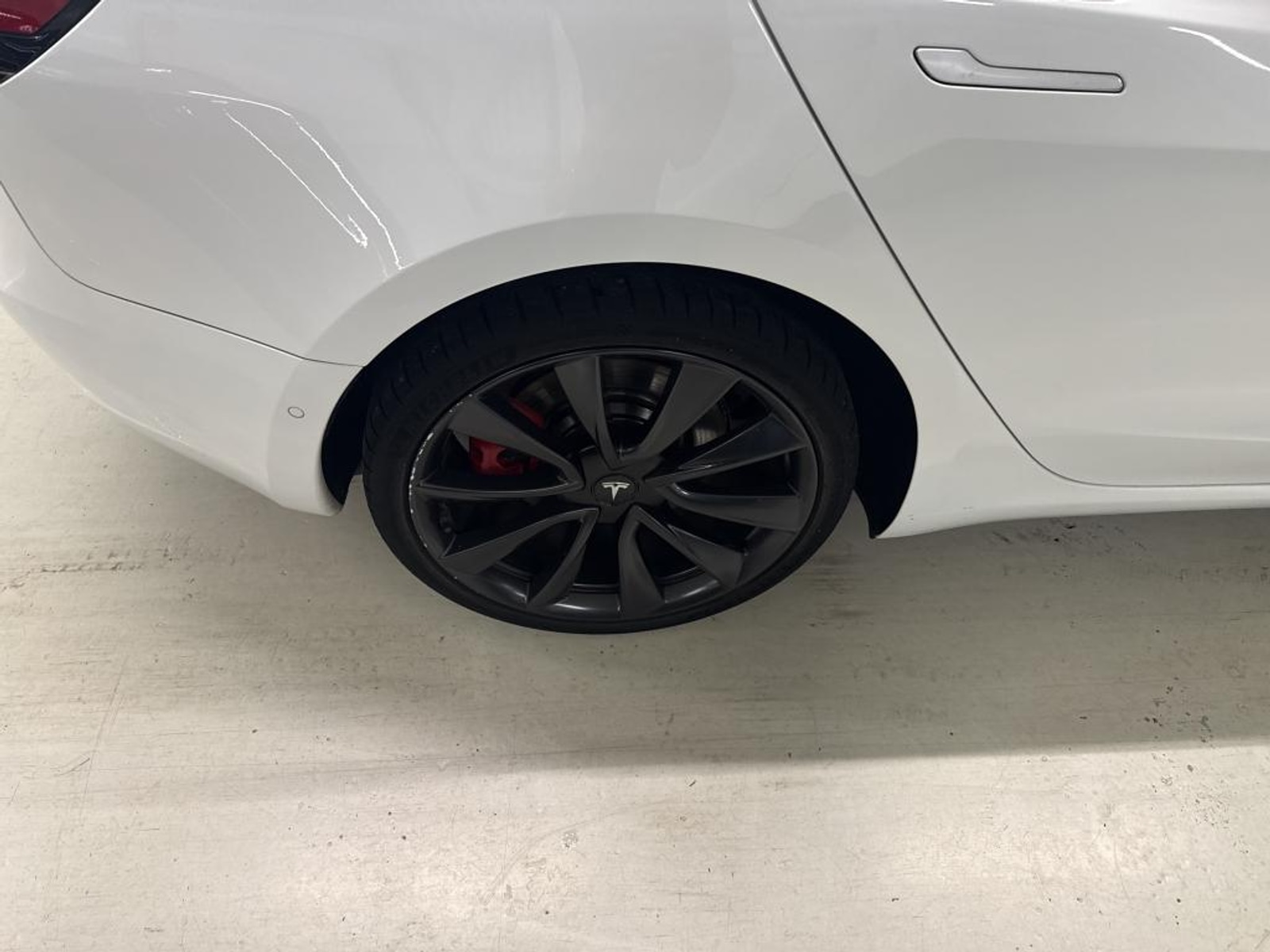 Foto 18 van Tesla Model 3
