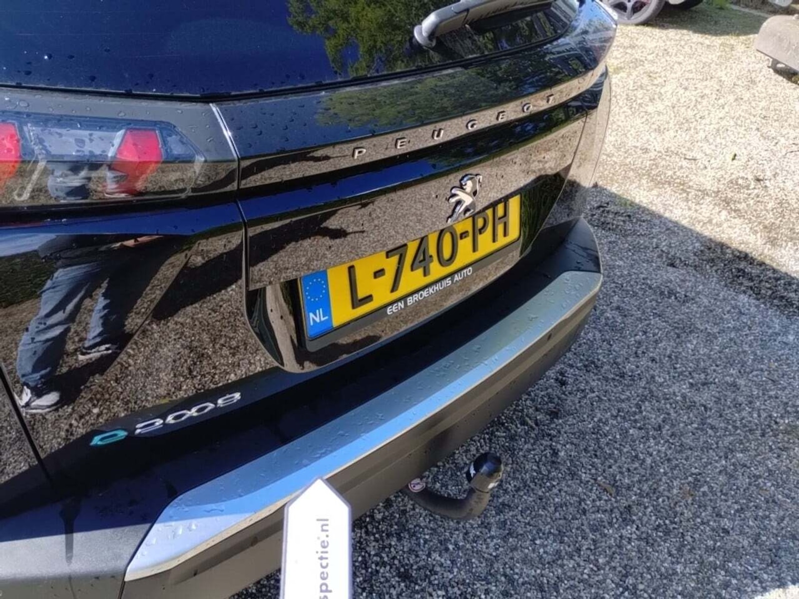 Foto 17 van Peugeot E-2008