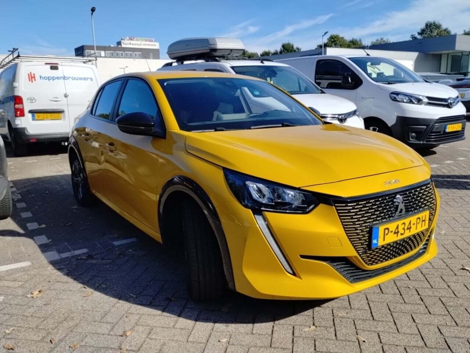 Foto 13 van Peugeot E-208