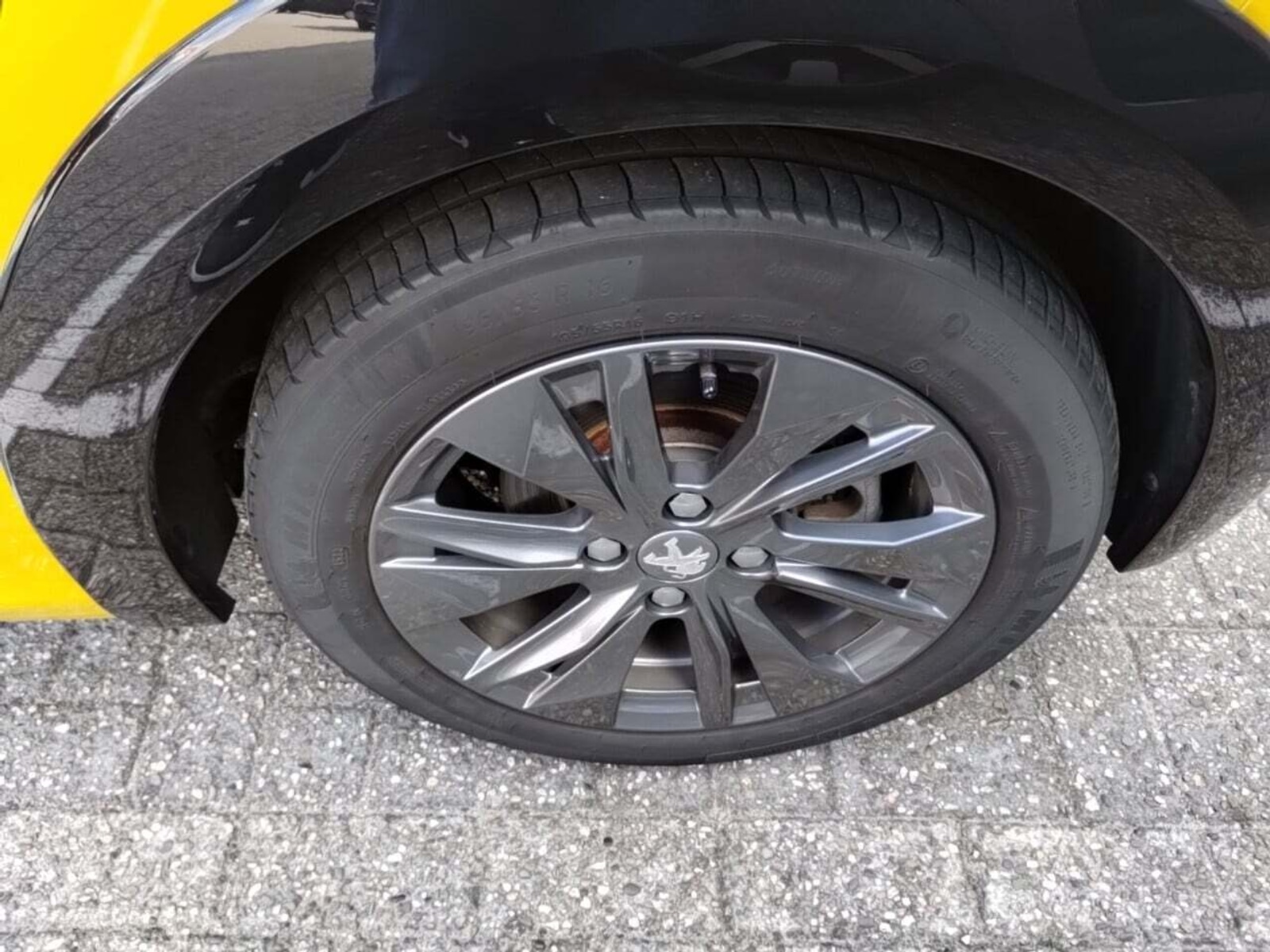 Foto 13 van Peugeot E-208