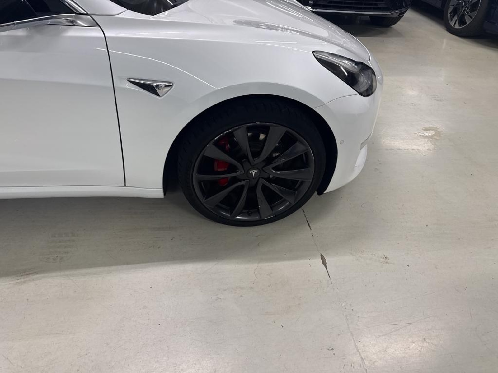 Foto 22 van Tesla Model 3