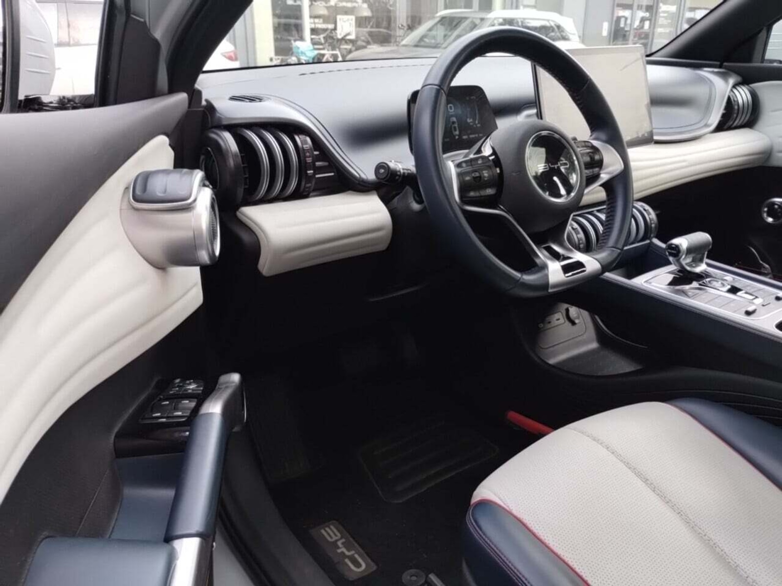 Foto 12 van BYD Atto 3
