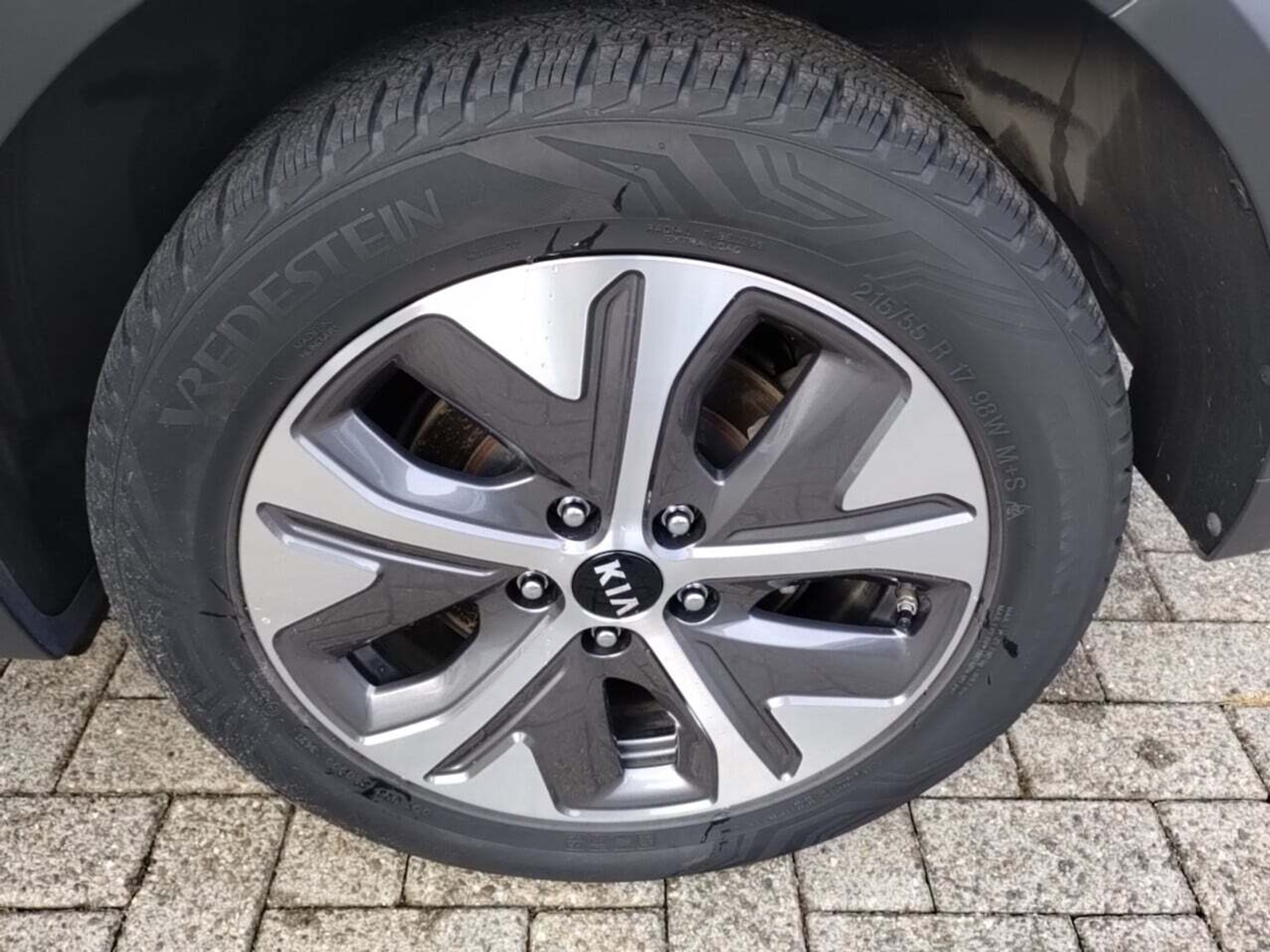Foto 16 van Kia Niro