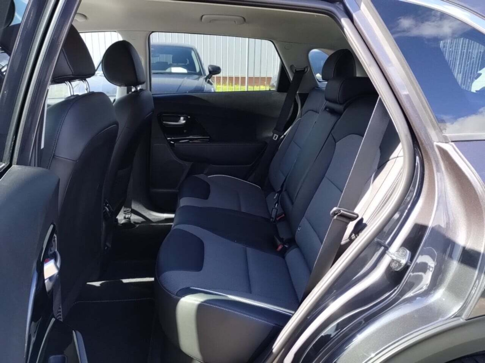 Foto 9 van Kia Niro