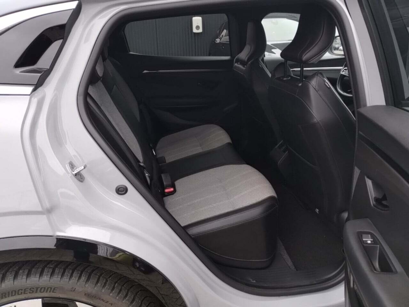 Foto 12 van Renault Megane