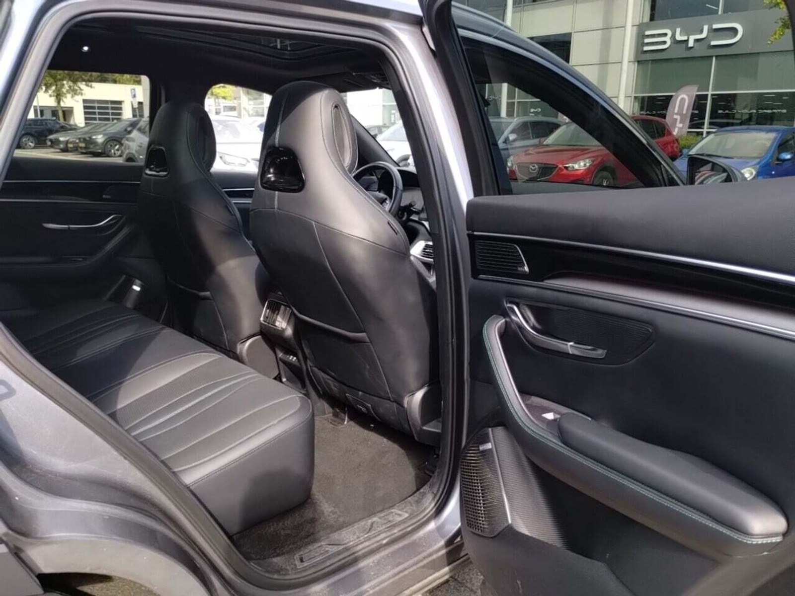 Foto 6 van BYD Seal U