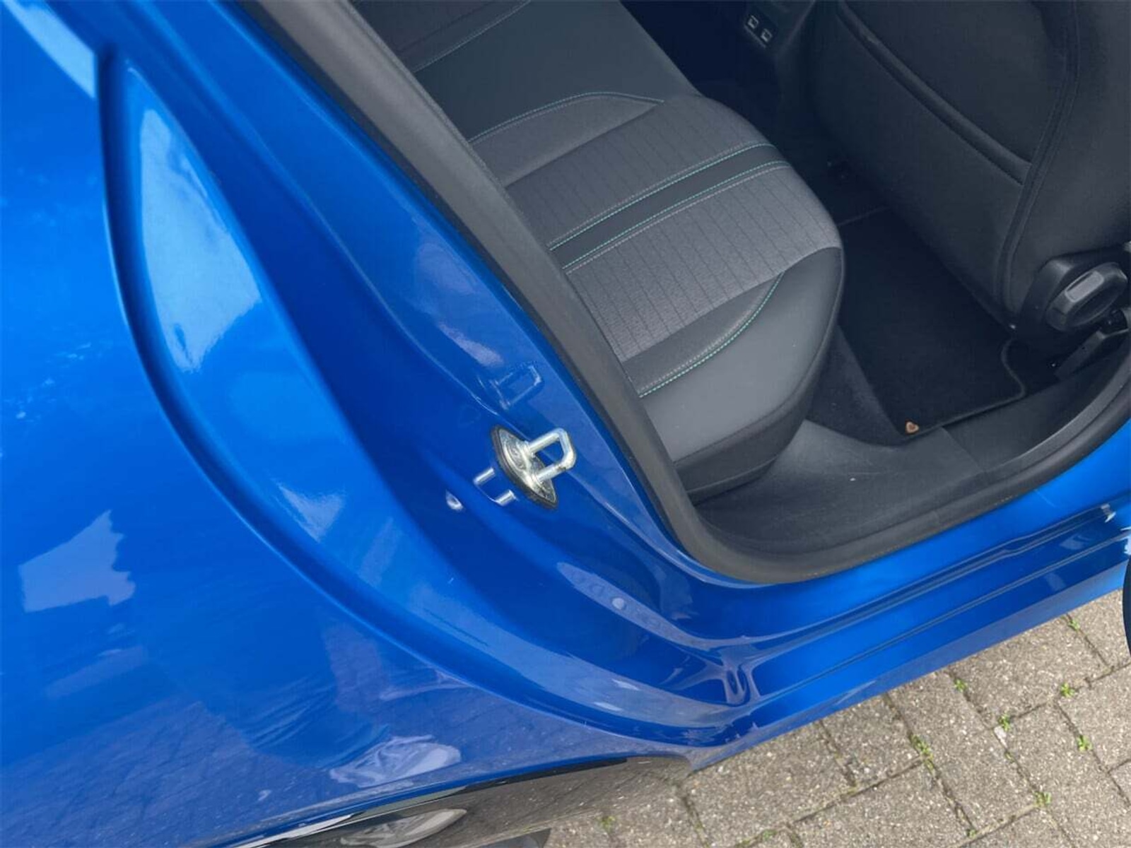 Foto 7 van Peugeot E-208