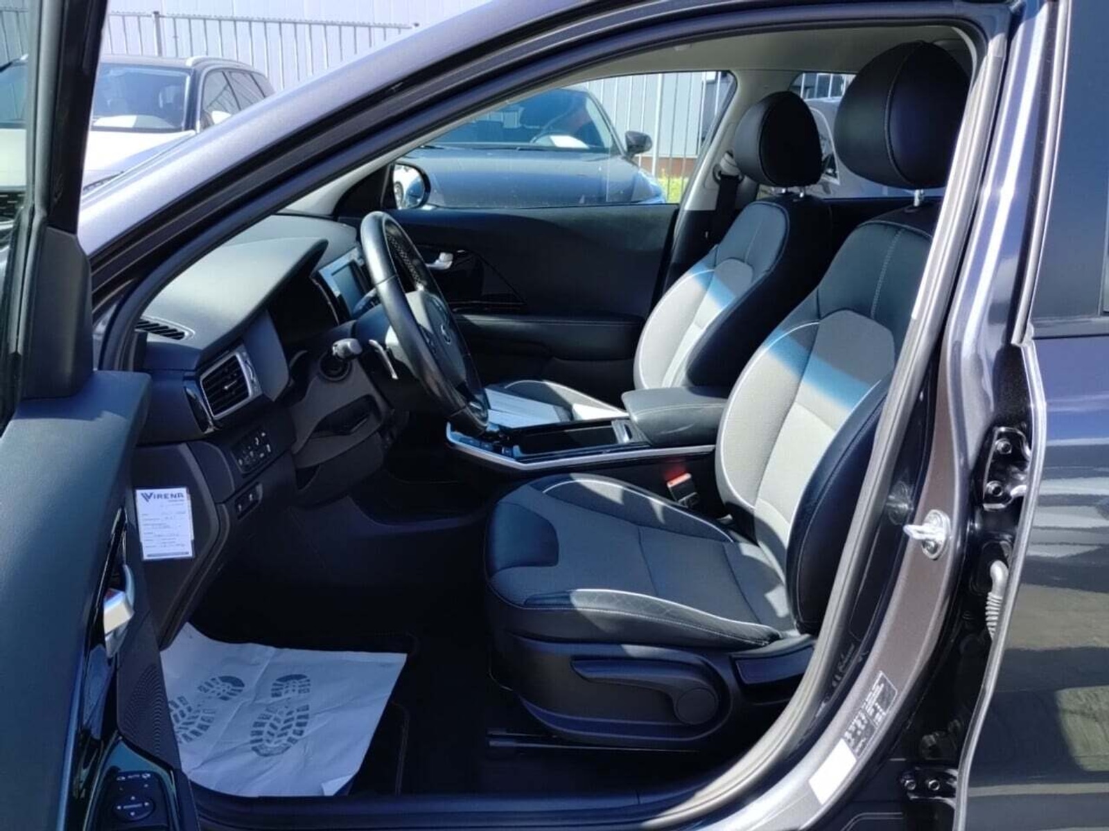 Foto 12 van Kia Niro