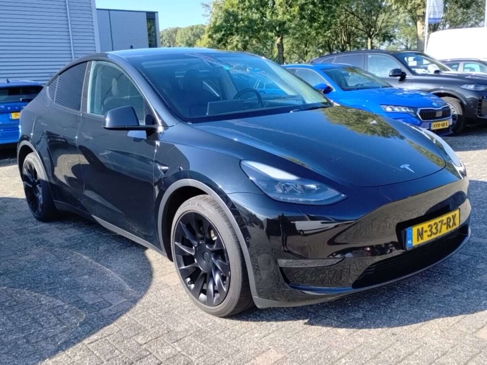 Foto 14 van Tesla Model Y