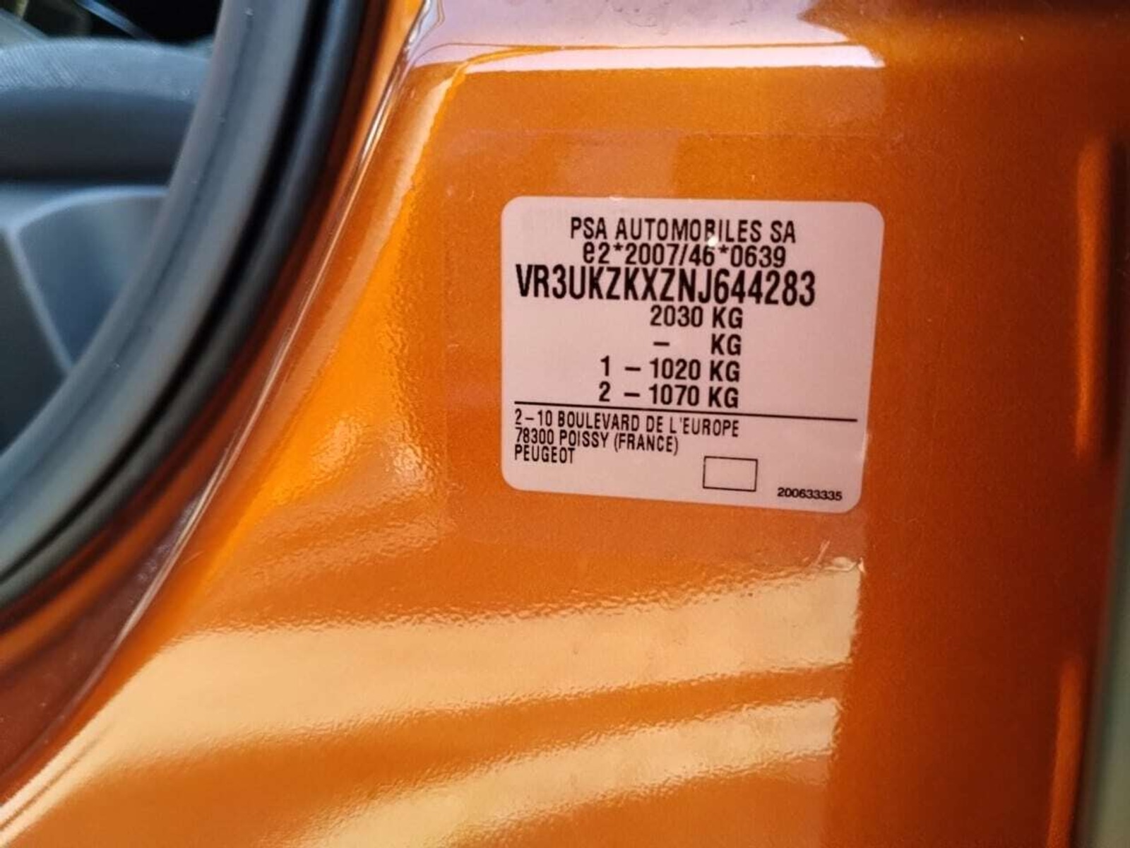 Foto 12 van Peugeot E-2008