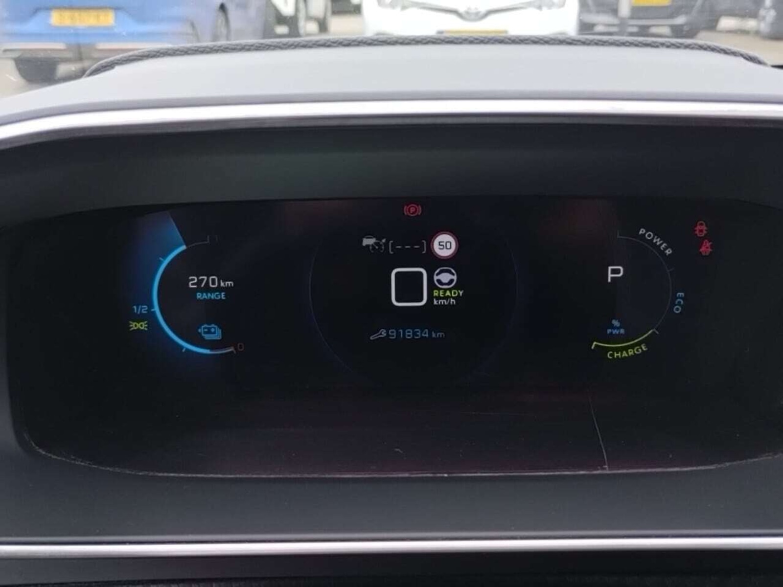 Foto 4 van Peugeot E-208