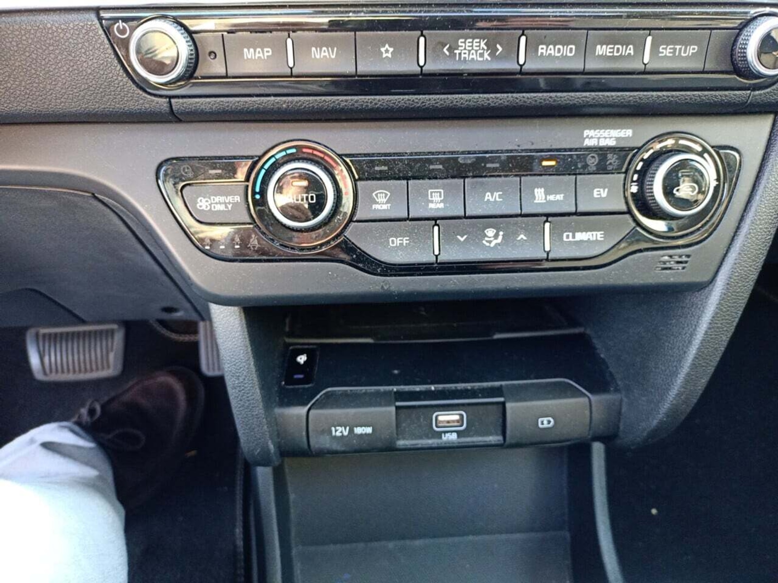Foto 15 van Kia Niro