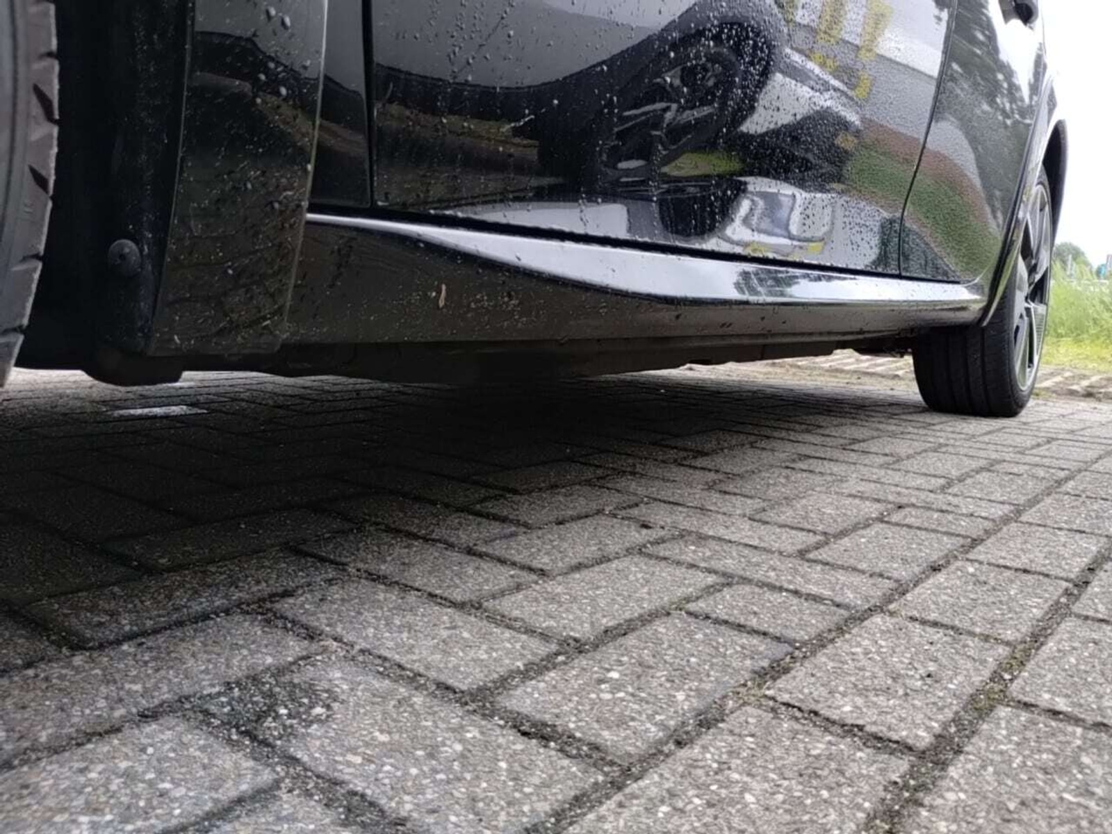 Foto 15 van Peugeot E-208
