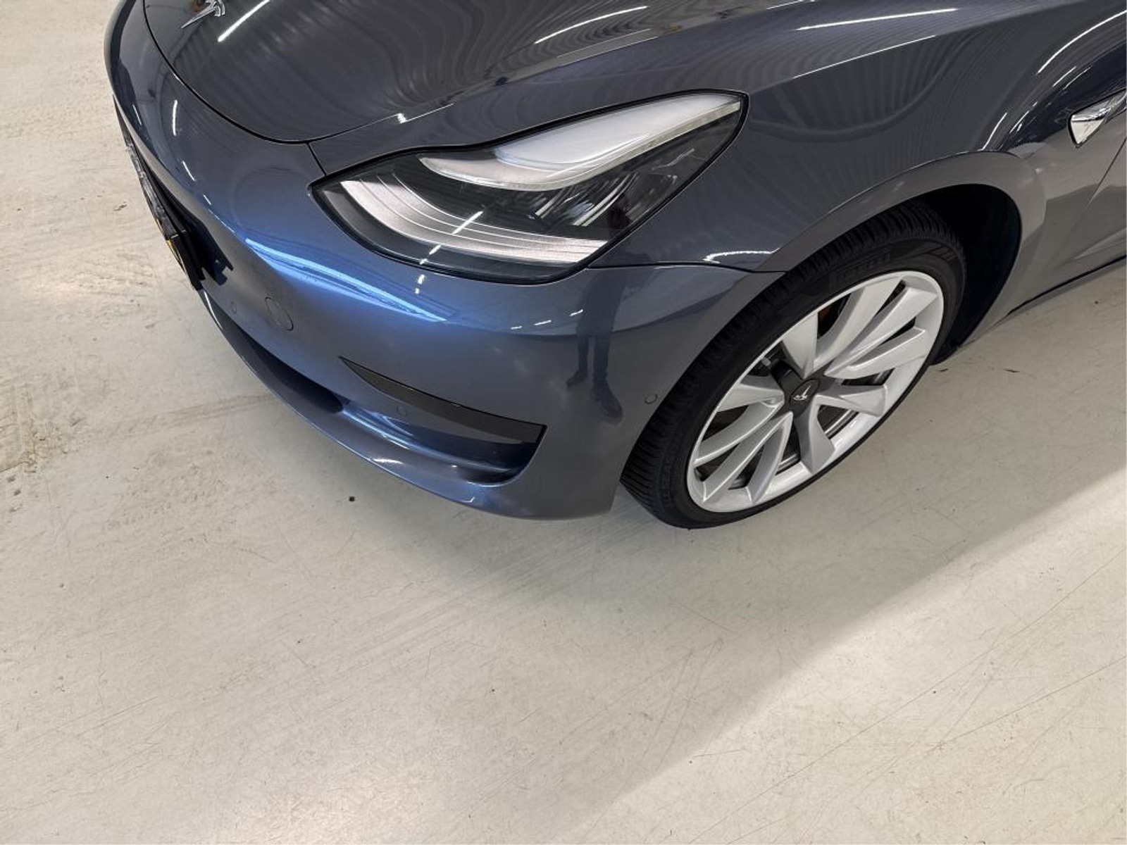 Foto 14 van Tesla Model 3