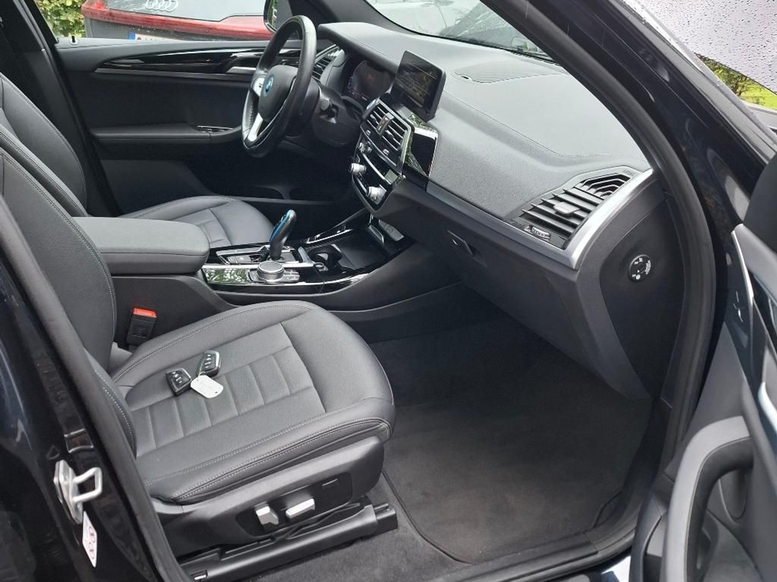 Foto 15 van BMW ix3