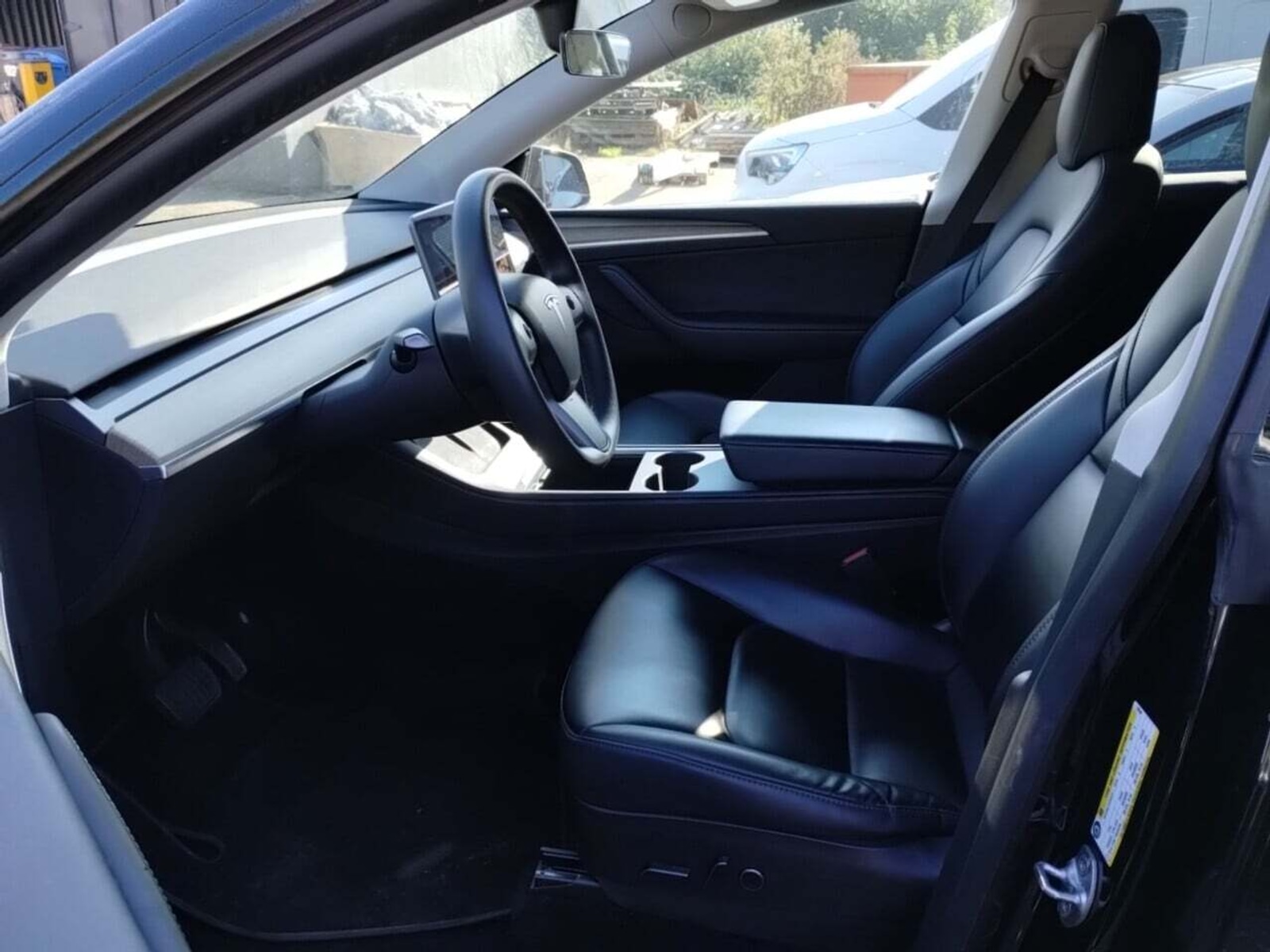 Foto 9 van Tesla Model Y