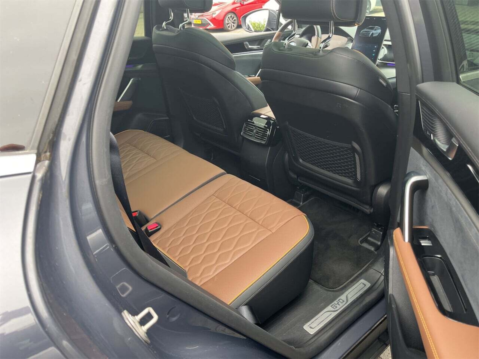 Foto 7 van BYD Tang