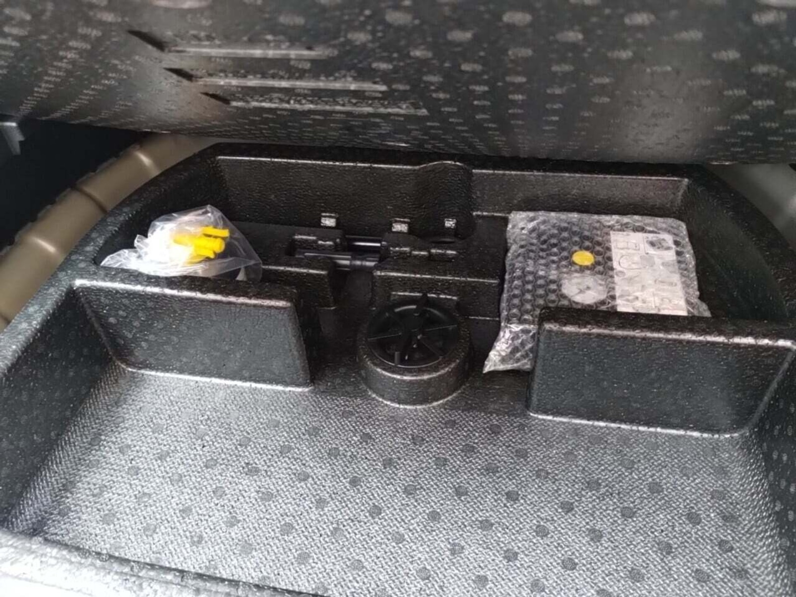Foto 19 van Kia Niro