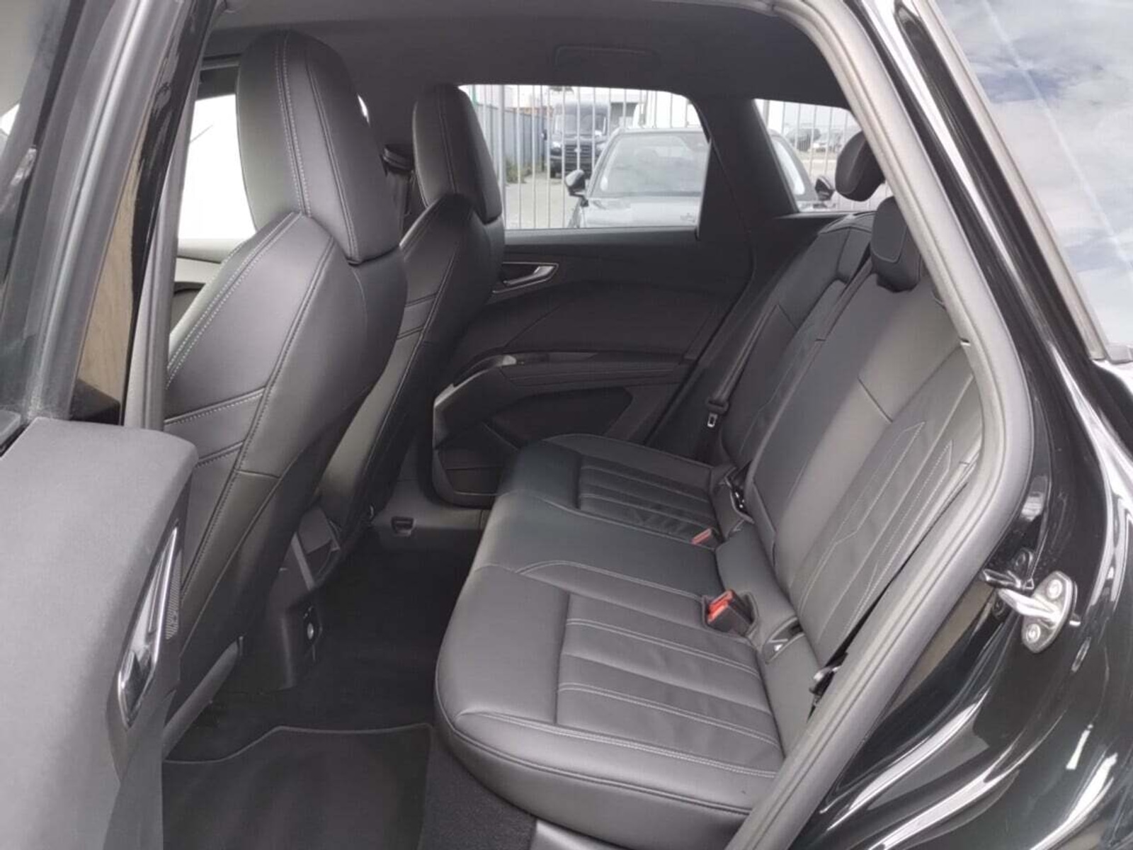 Foto 9 van Audi Q4 e-tron