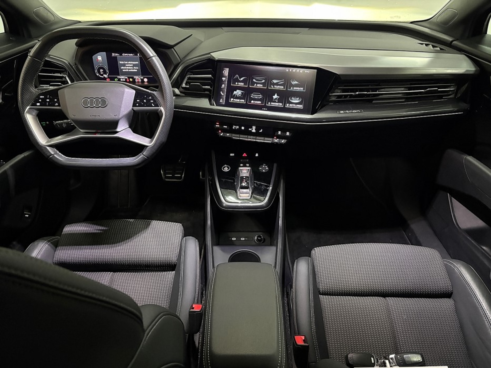 Foto 9 van Audi Q4 Sportback e-tron