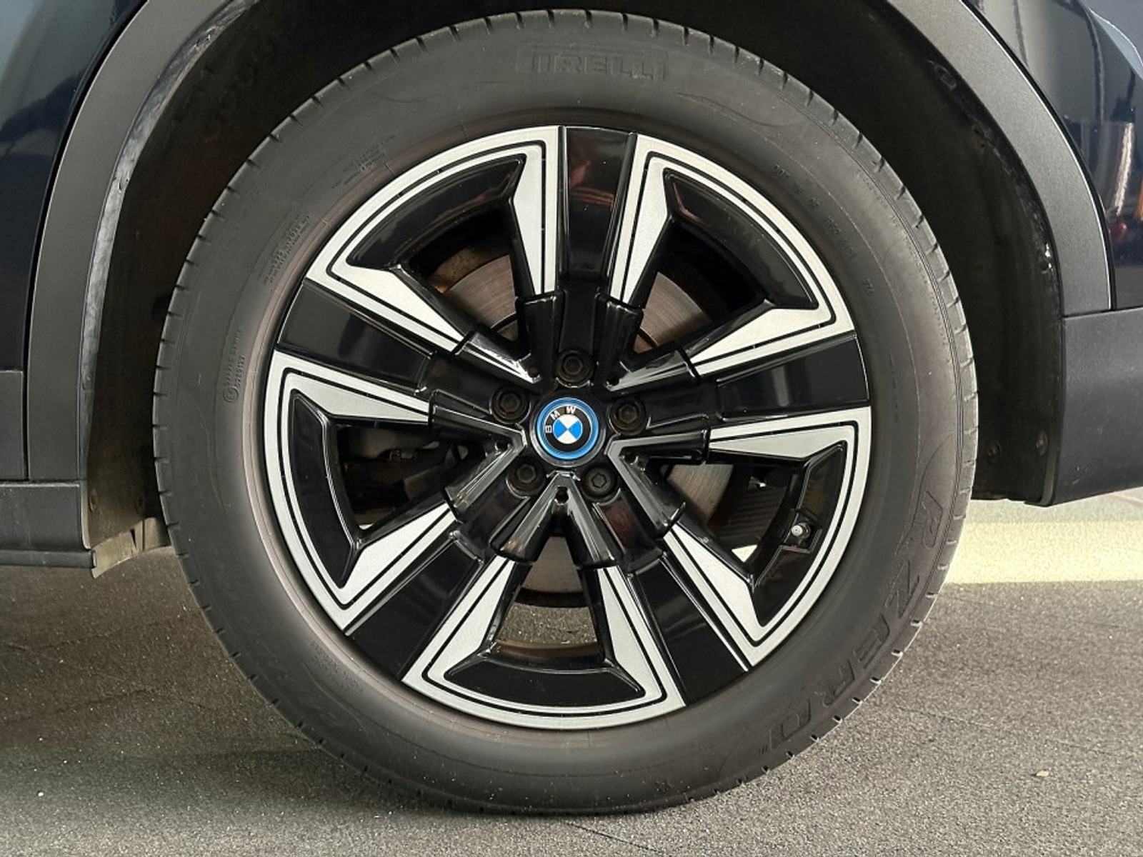 Foto 25 van BMW ix3