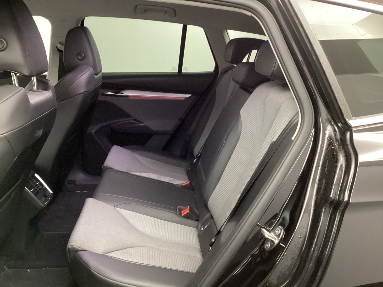 Foto 11 van Skoda Enyaq