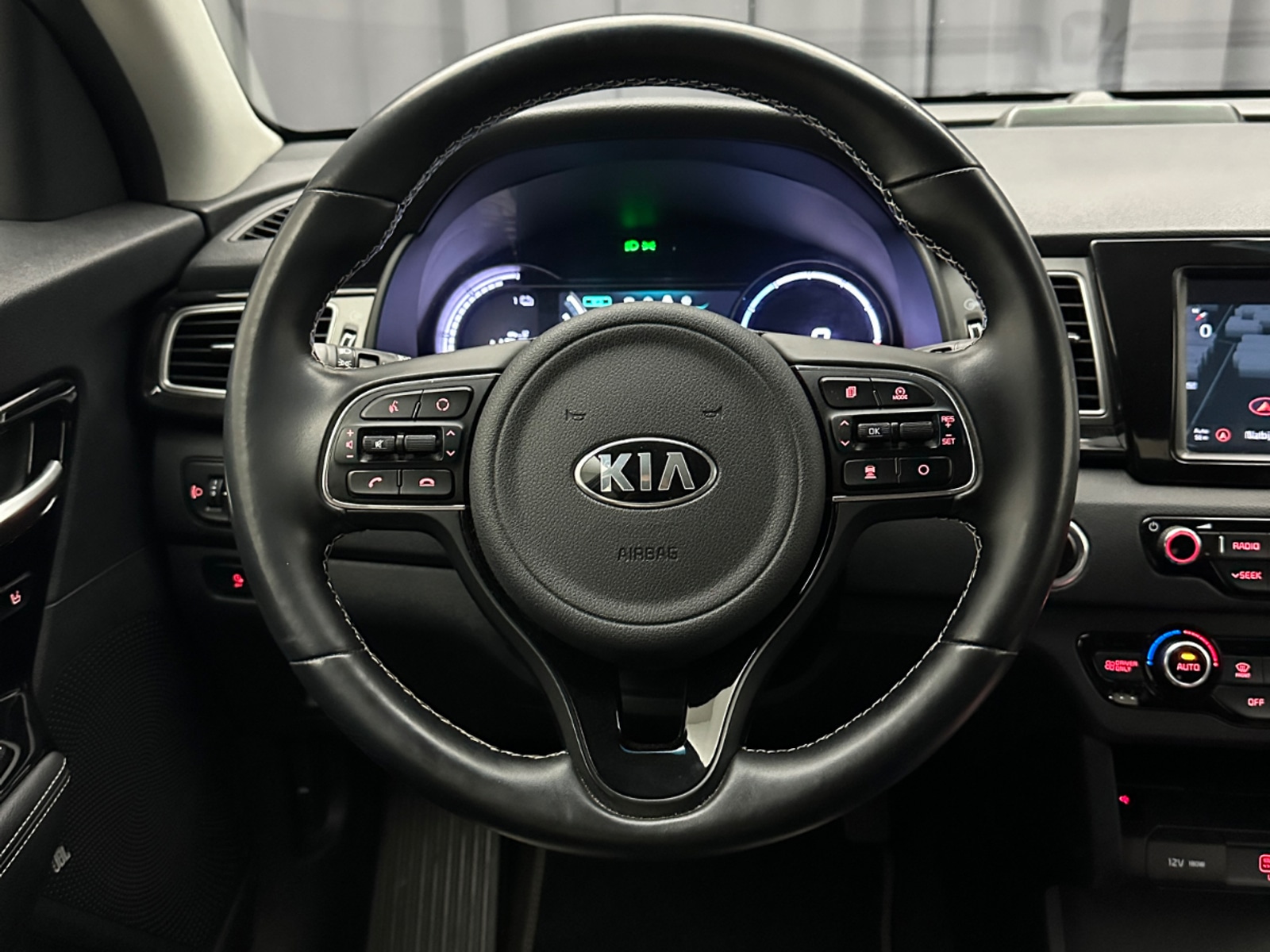 Foto 20 van Kia Niro