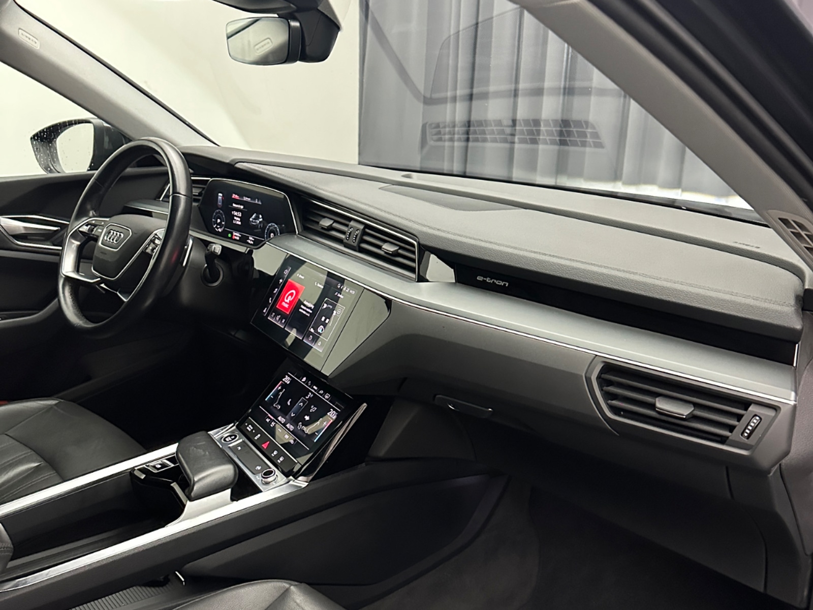 Foto 8 van Audi e-tron