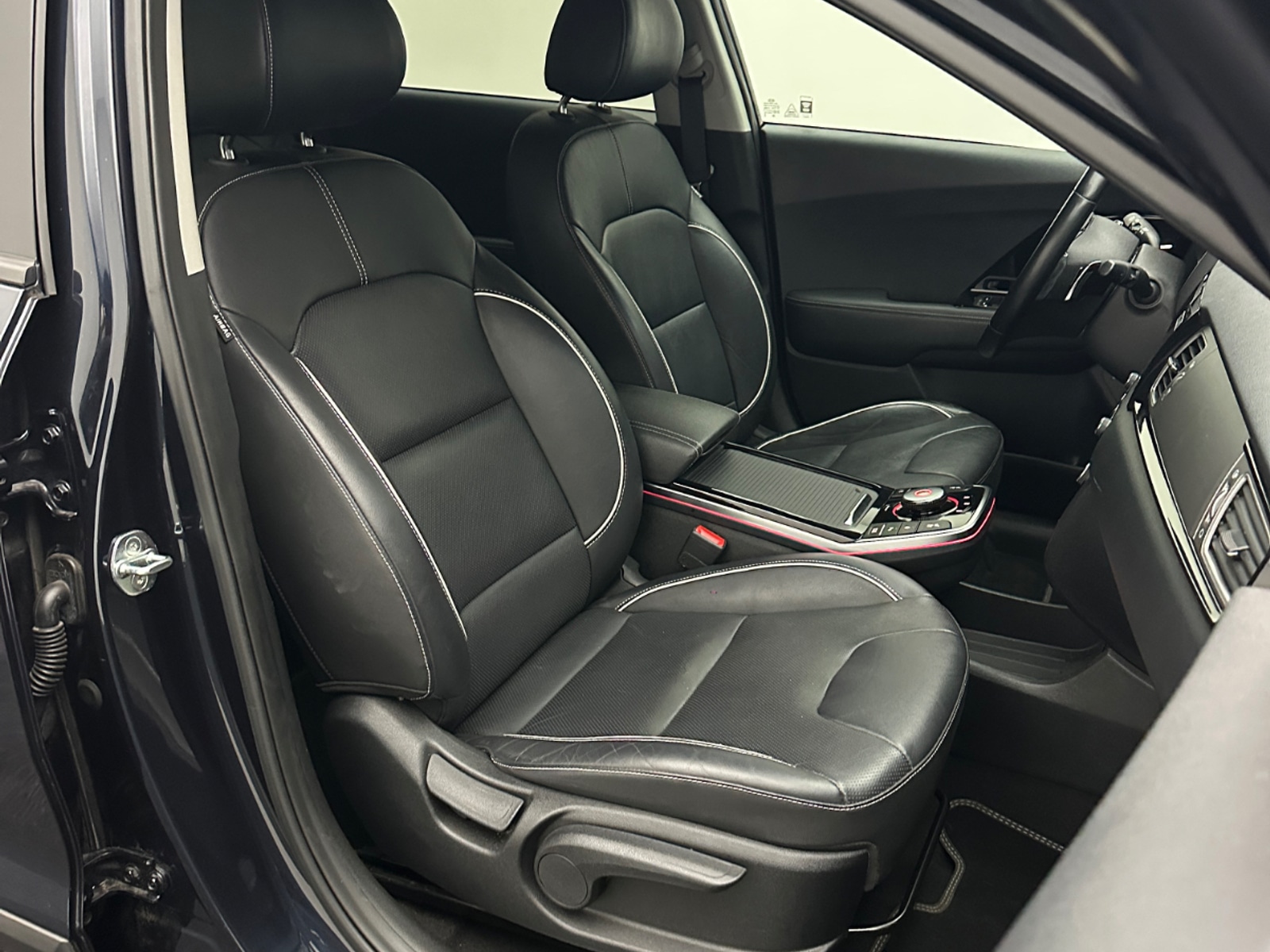 Foto 18 van Kia Niro