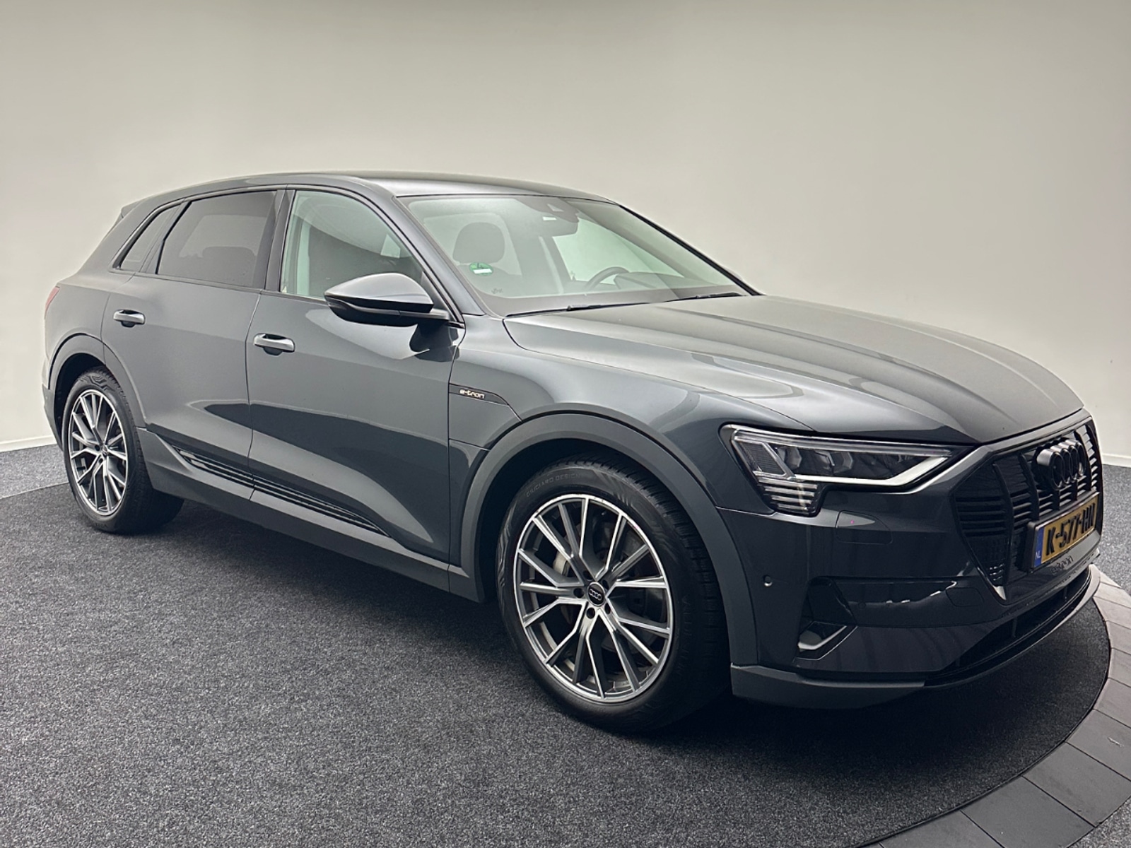 Foto 7 van Audi e-tron