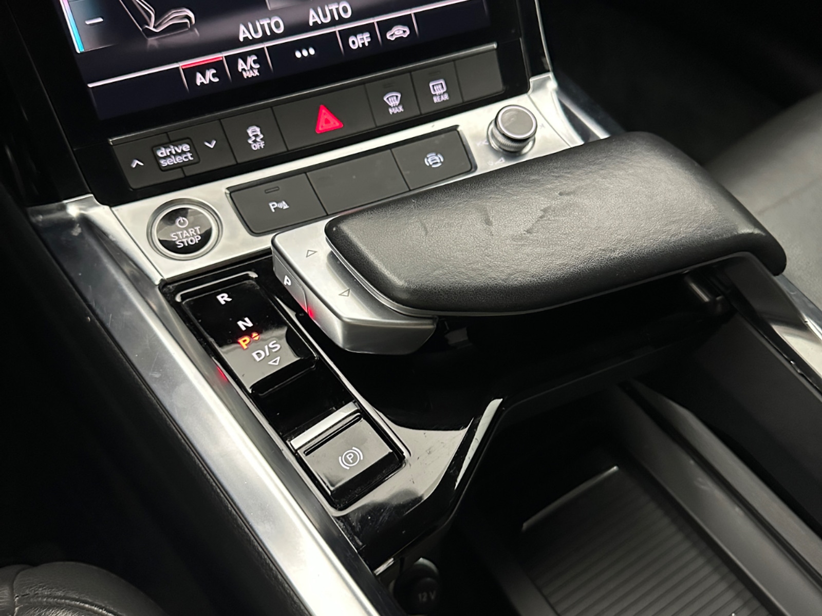 Foto 28 van Audi e-tron