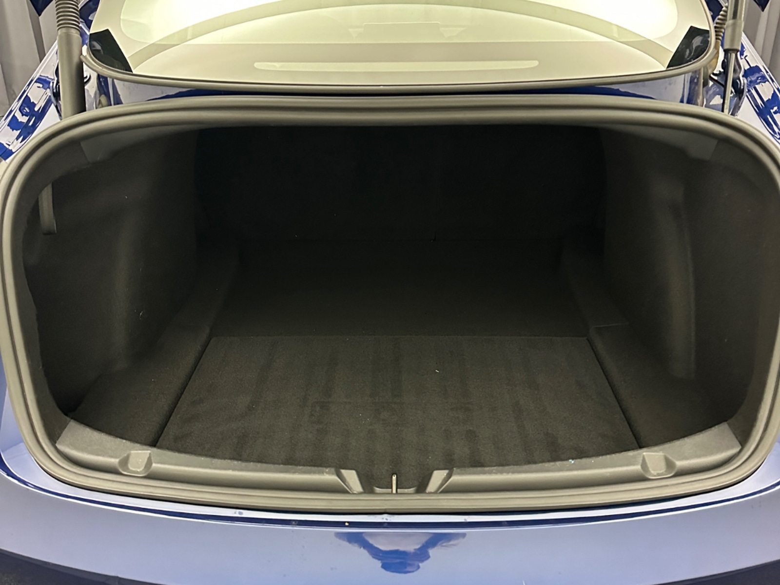 Foto 11 van Tesla Model 3