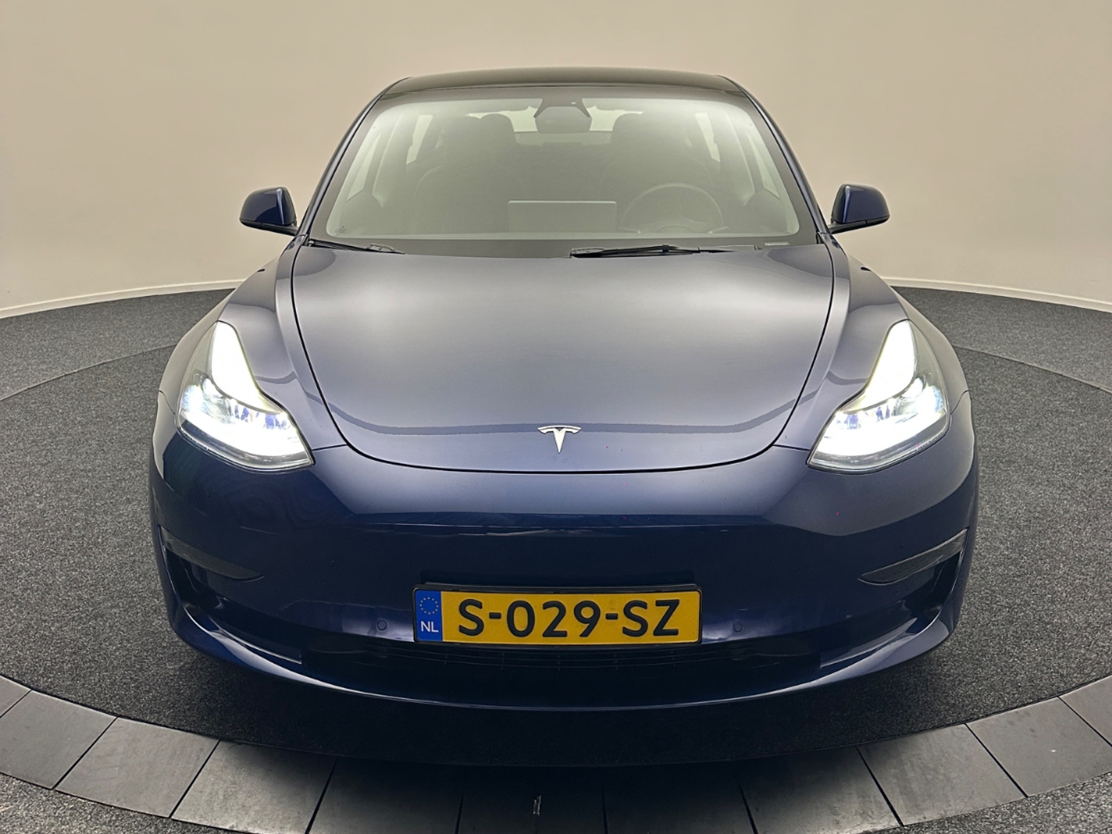 Foto 13 van Tesla Model 3