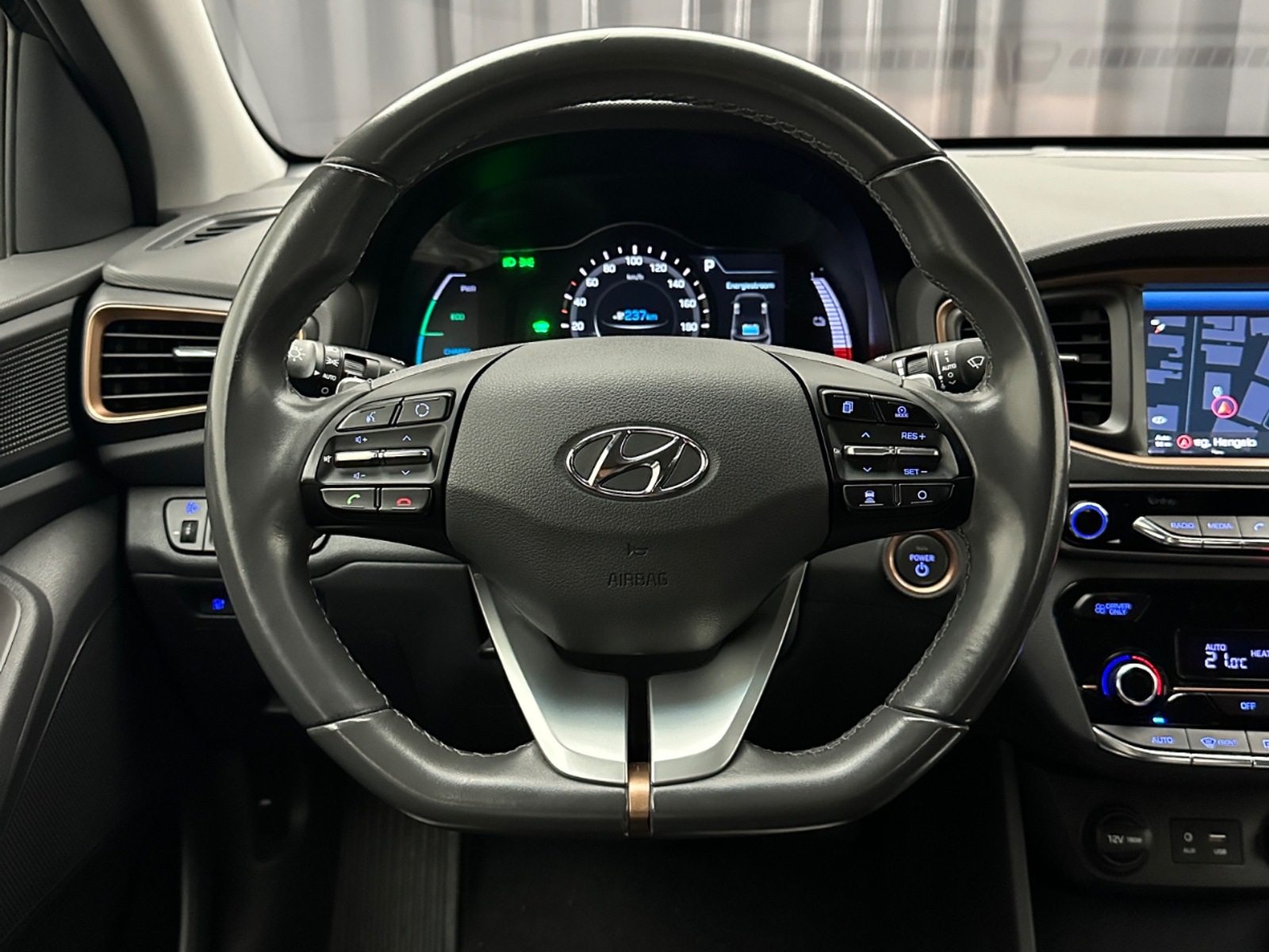 Foto 18 van Hyundai Ioniq