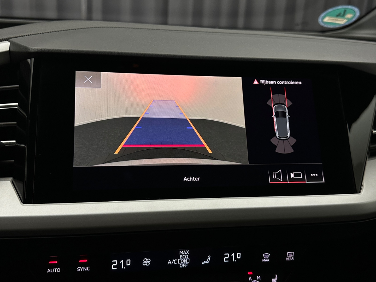 Foto 24 van Audi Q4 e-tron