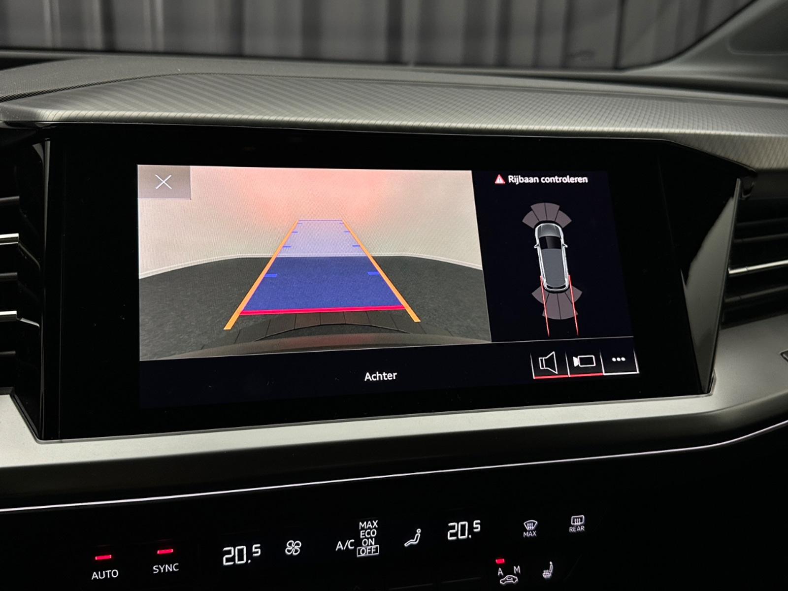 Foto 24 van Audi Q4 e-tron