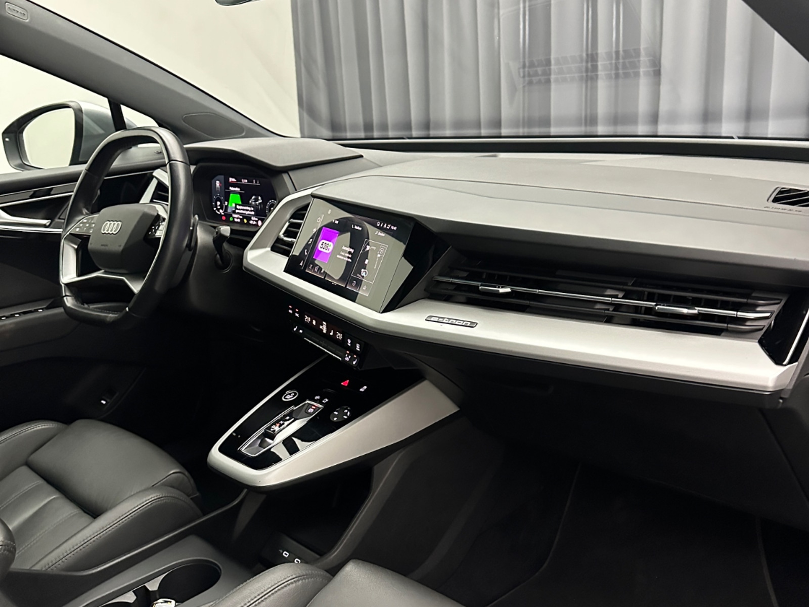 Foto 8 van Audi Q4 e-tron