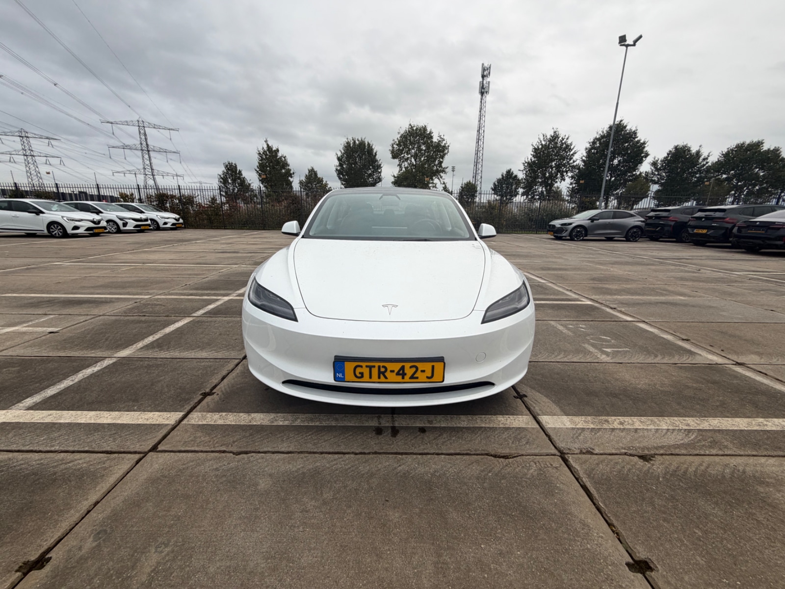 Foto 17 van Tesla Model 3