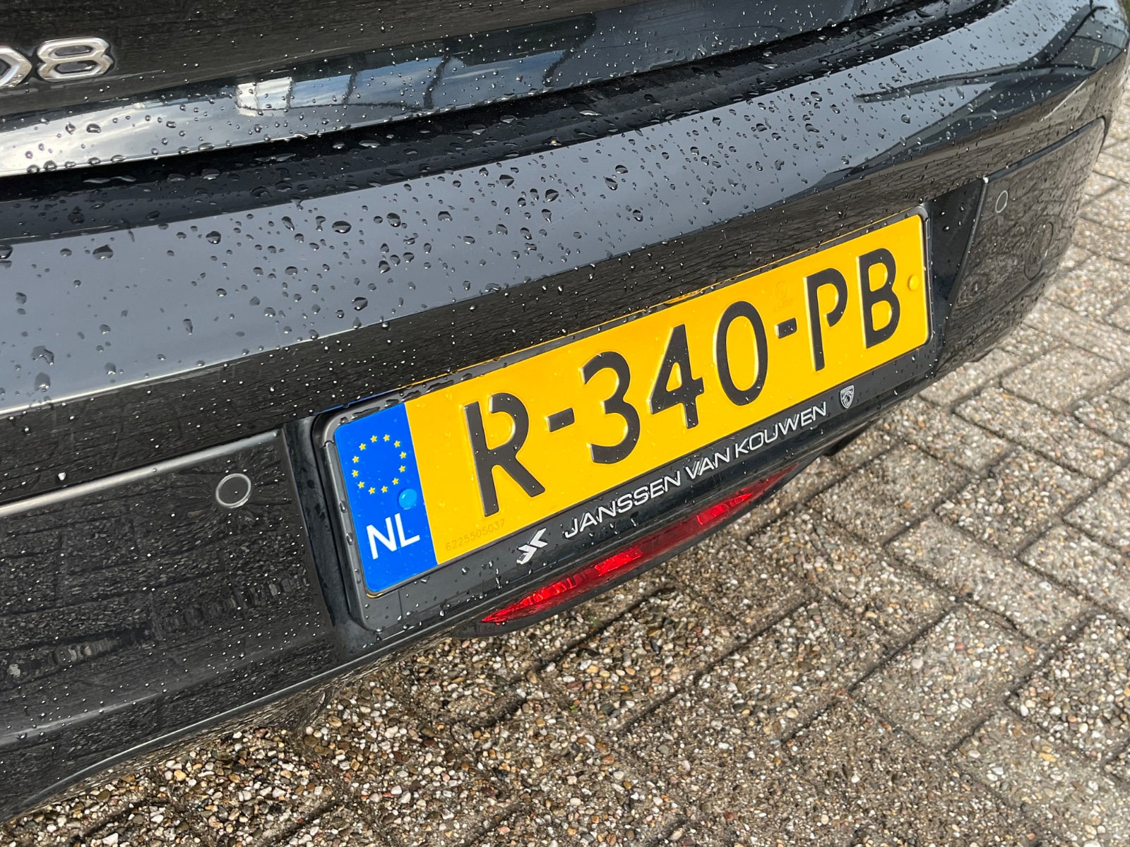 Foto 6 van Peugeot E-208