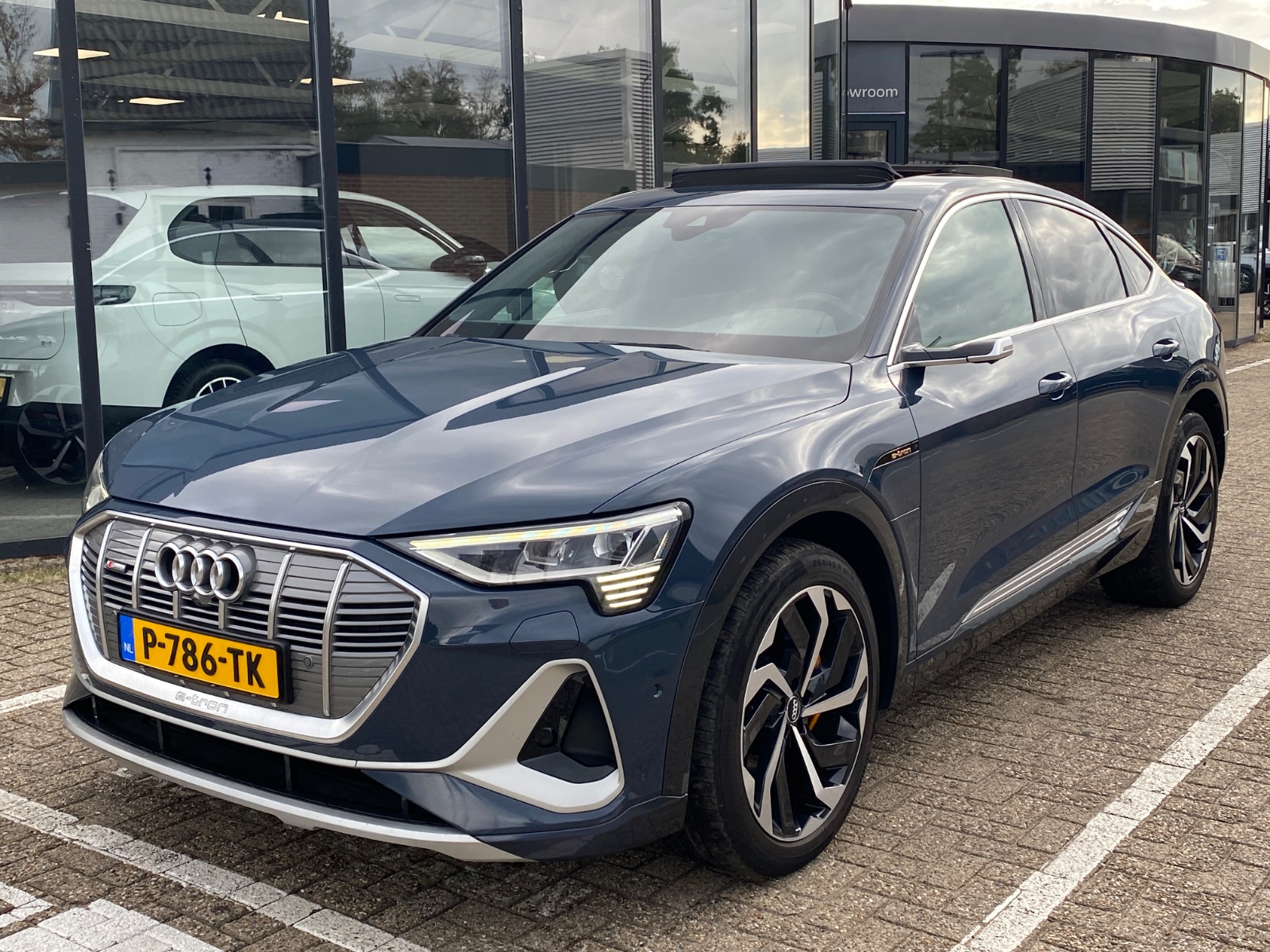 Foto 3 van Audi e-tron sportback