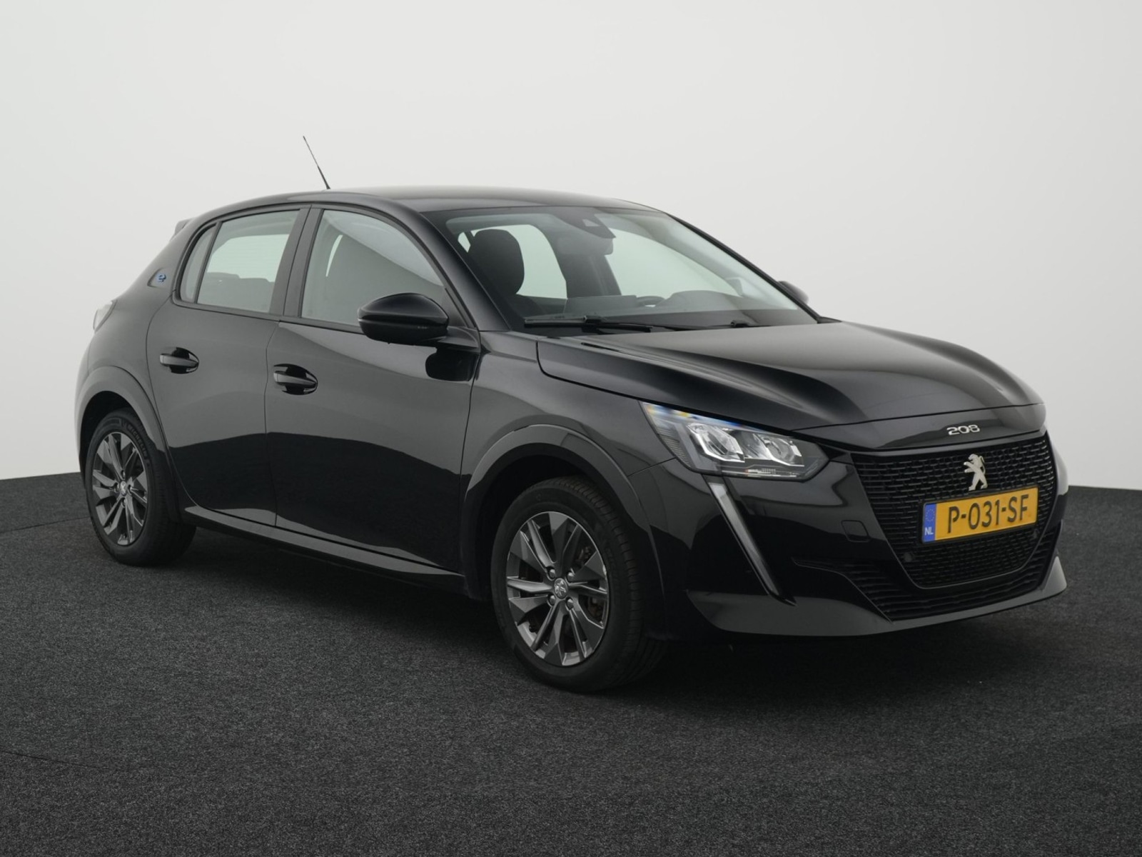 Foto 9 van Peugeot E-208