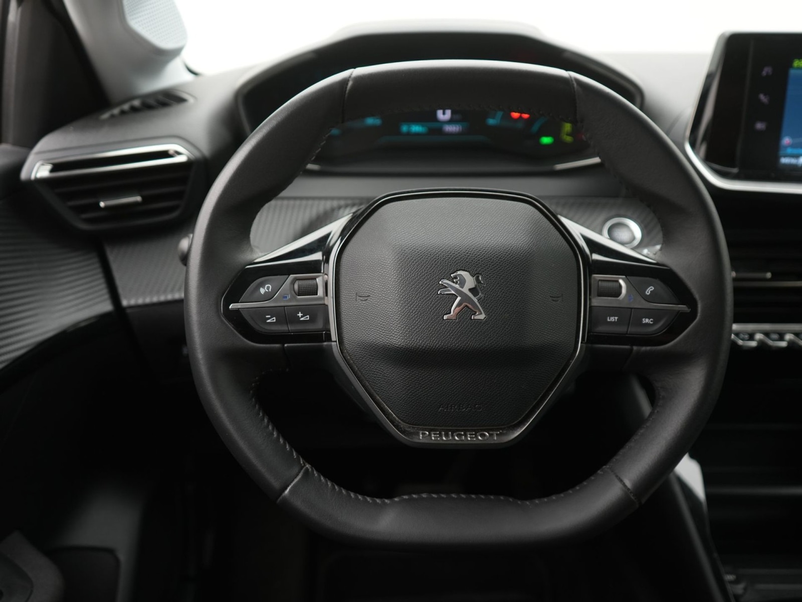 Foto 4 van Peugeot E-208